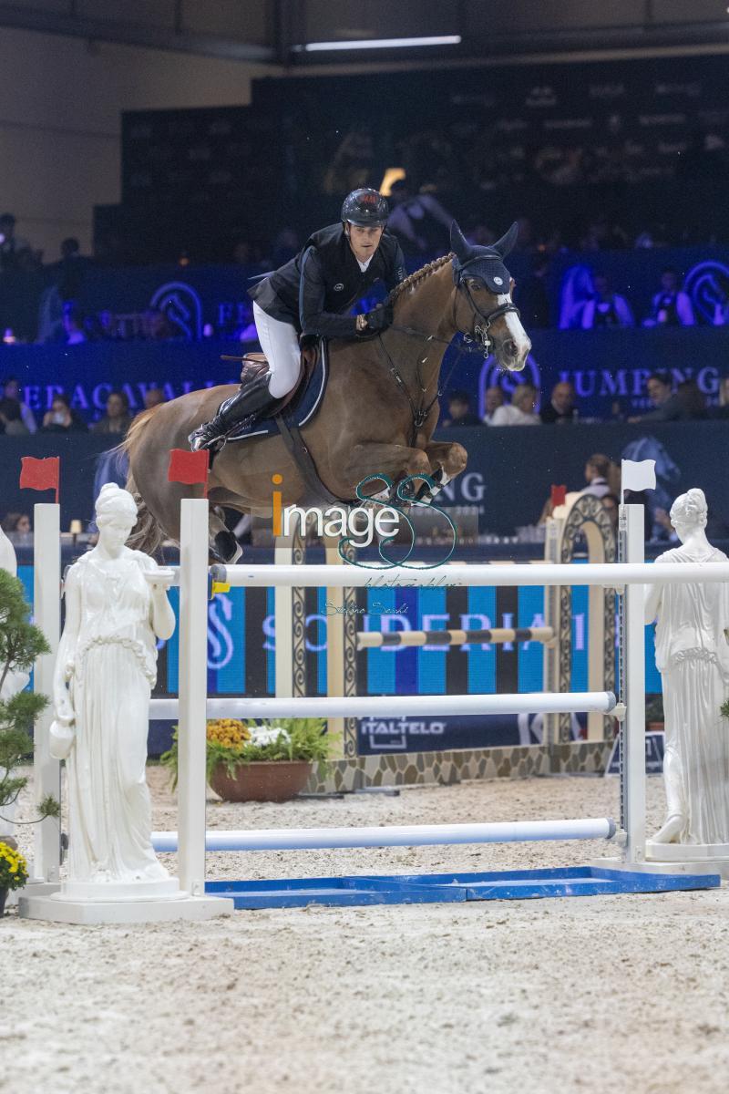 Philippaerts Olivier (BEL) riding Kwik Tweet_Verona_20241109_SS358308.jpg